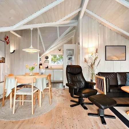 5530-hvide-sande-laust-diges-vej-35 *